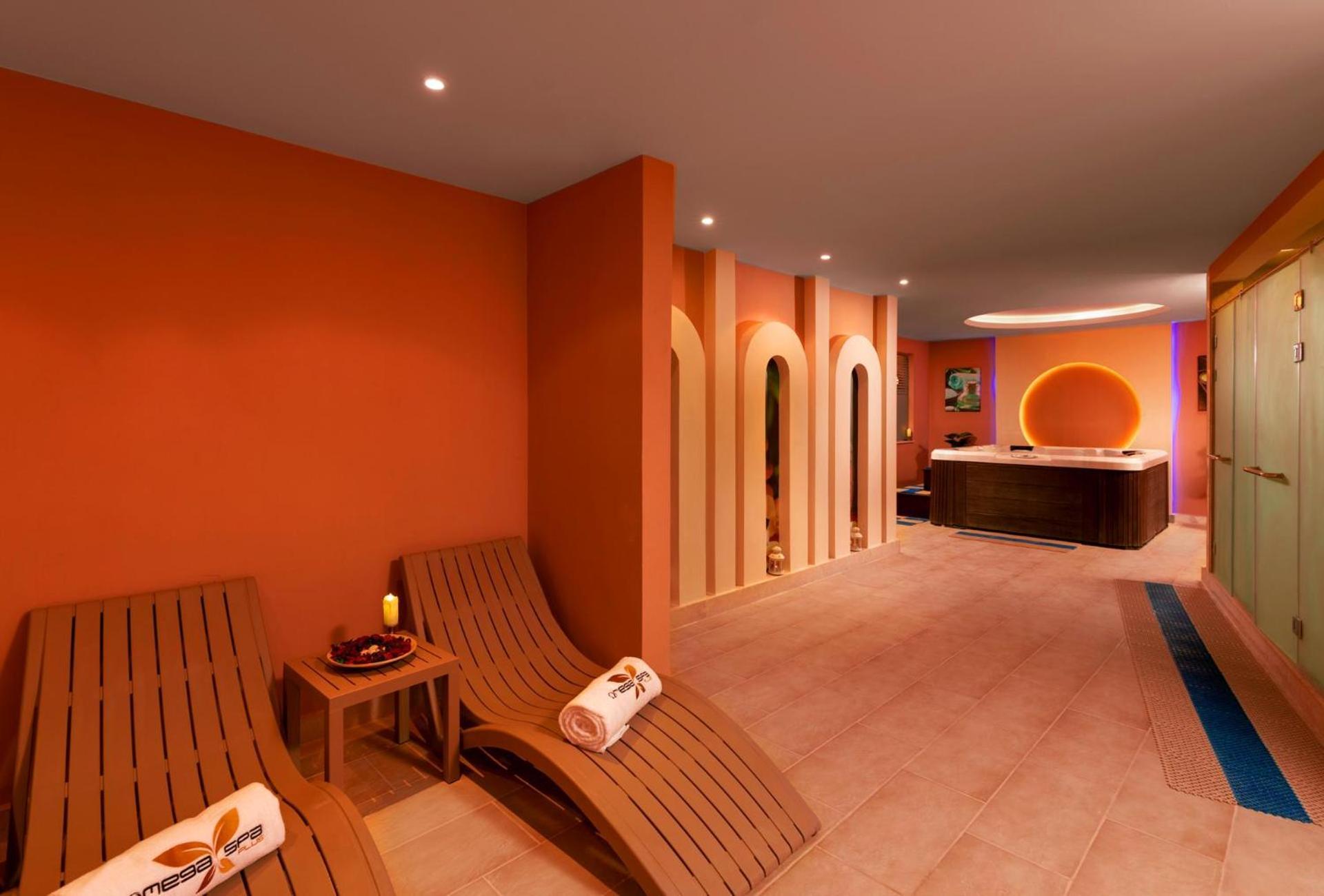 Pickalbatros Laguna Vista Aqua Park Sharm el-Sheikh Bagian luar foto A modern spa