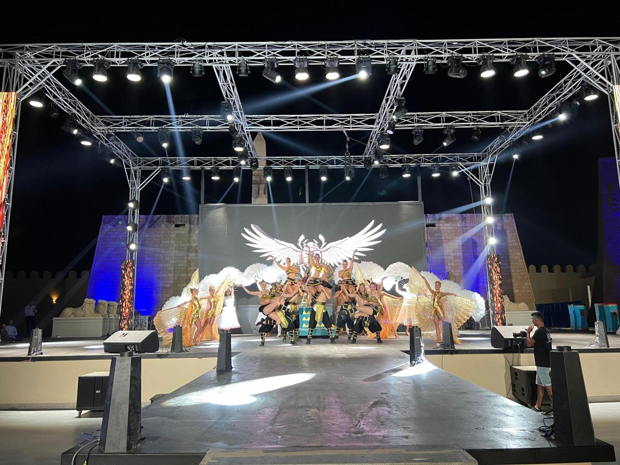 Pickalbatros Laguna Vista Aqua Park Sharm el-Sheikh Bagian luar foto The 2019 Miss Earth Italy pageant