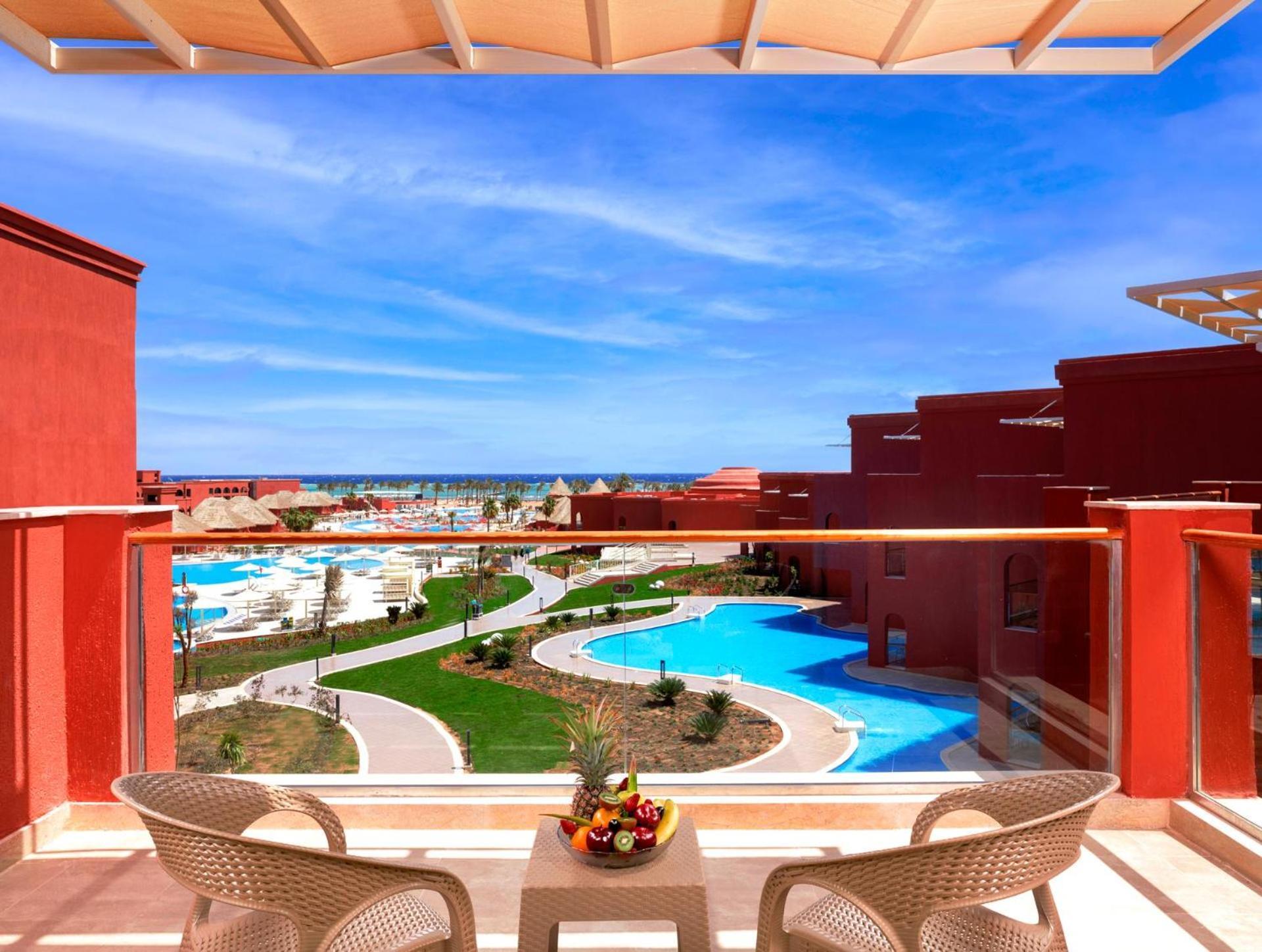Pickalbatros Laguna Vista Aqua Park Sharm el-Sheikh Bagian luar foto The view from the balcony of a room at the resort